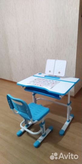 Растущая парта и стул