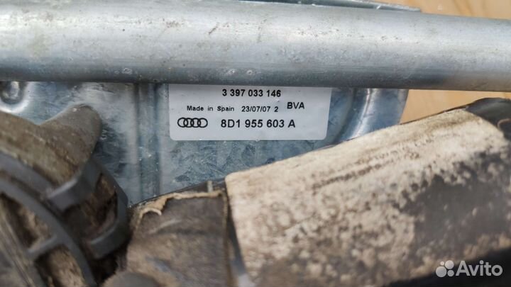 Трапеция стеклоочистителей с моторчиком