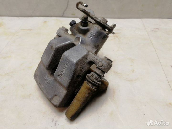 Суппорт задний левый Renault Megane 3 1.6 K4M839