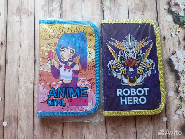 Пеналы детские школьные яркие