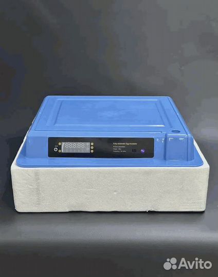 Инкубатор для яиц автоматический. На 64 яйца