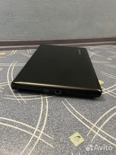 Ноутбук lenovo i3/4GB/500GB