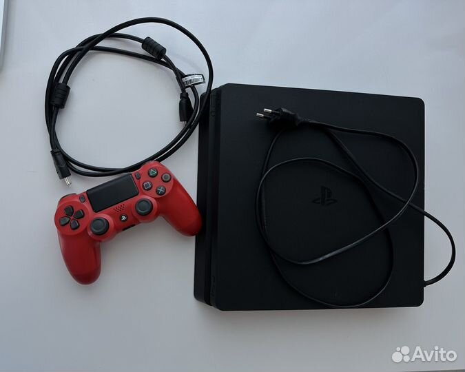 Sony playstation 4 slim