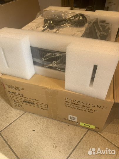 Parasound 2125 усилитель