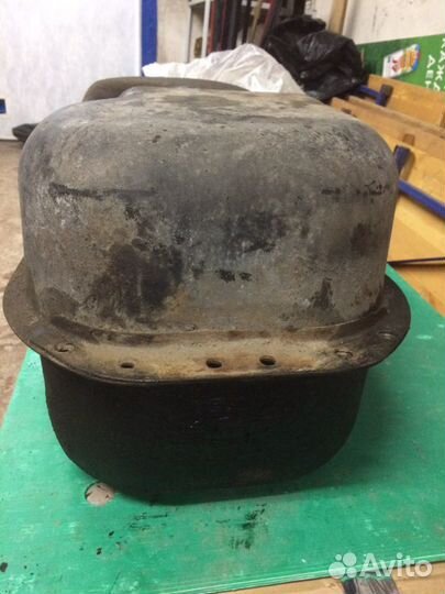 Продам бензобак Митсубиси л200