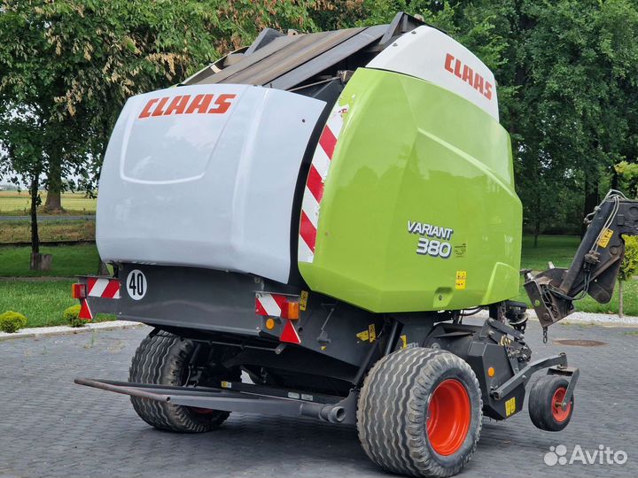 Пресс-подборщик Claas Variant 380, 2010