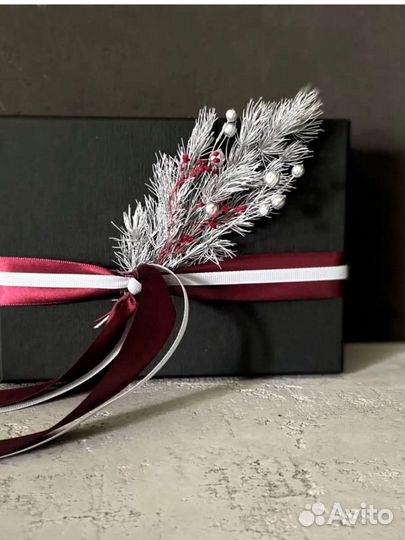 Свеча подарочная