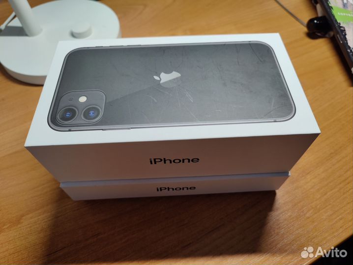 iPhone 11, 64 ГБ