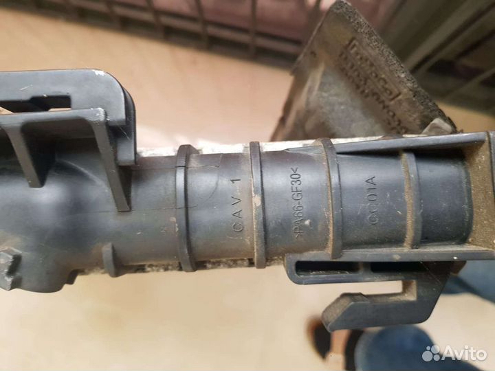 Радиатор на ford explorer 5