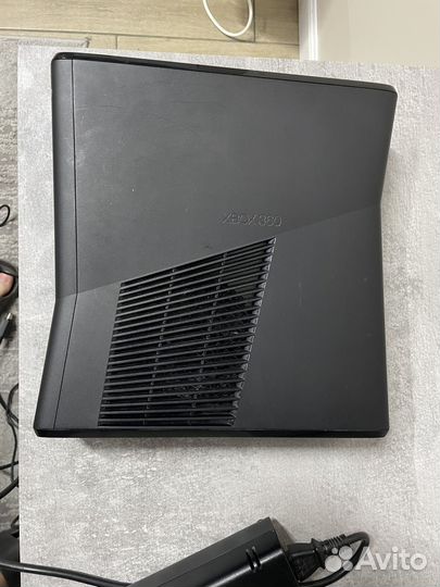 Xbox 360 250 прошитый freeboot kinect + линза