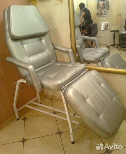 Косметологическое кресло