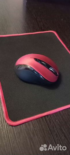 Беспроводная мышь с бесшумными кнопками