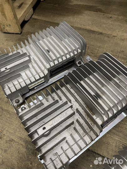 Усилитель штатный Bose