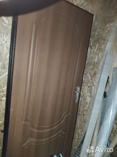 Дверь входная металлическая