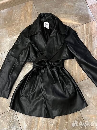 Плащ из экокожи zara xs