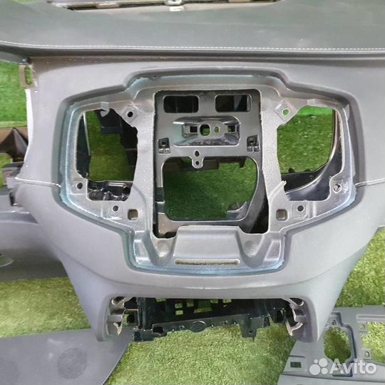 Торпедо Вольво хс90 2 (2014-2019)