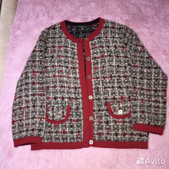 Костюм (пиджак, юбка, кофта)