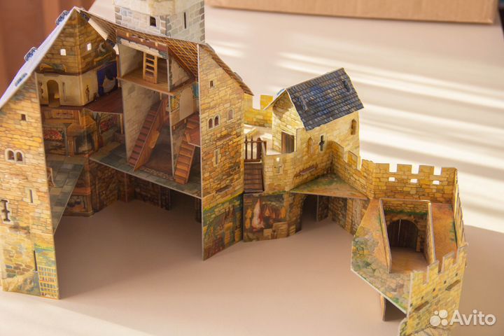 Сборная модель из картона Охотничий замок