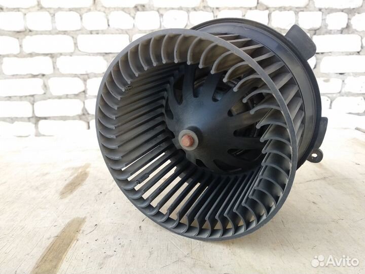 Моторчик печки Пежо 206