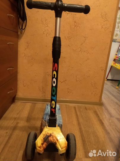 Самокат детский трехколесный бу