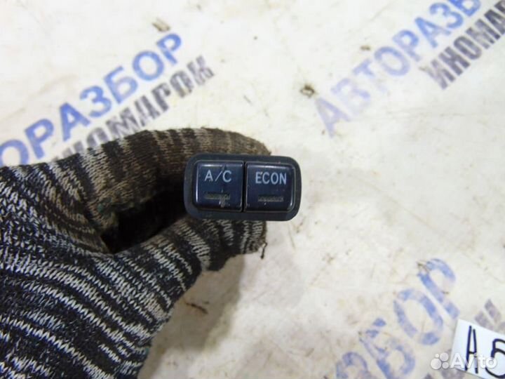 Кнопка кондиционера для Toyota Caldina 1998-2002г