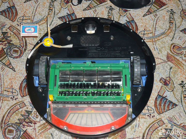 IRobot Roomba 561 по частям (запчасти)