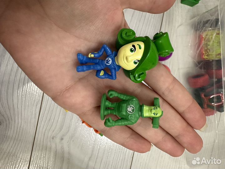 Герои Фиксики