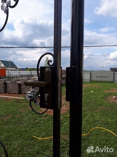 Уличная калитка