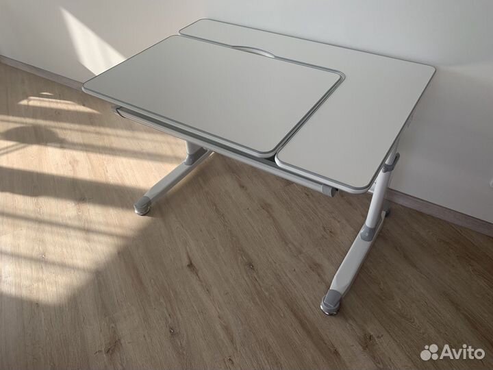 Стол парта Rifforma-100 серая