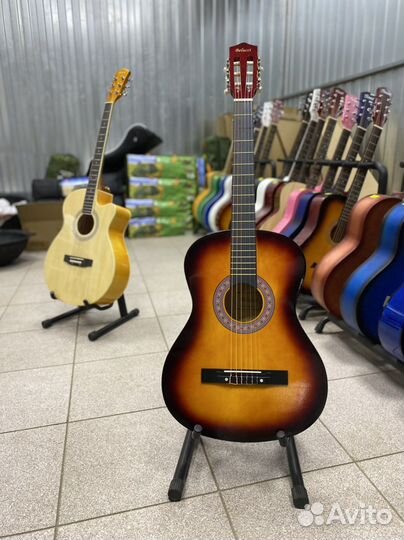 Классическая гитара Belucci