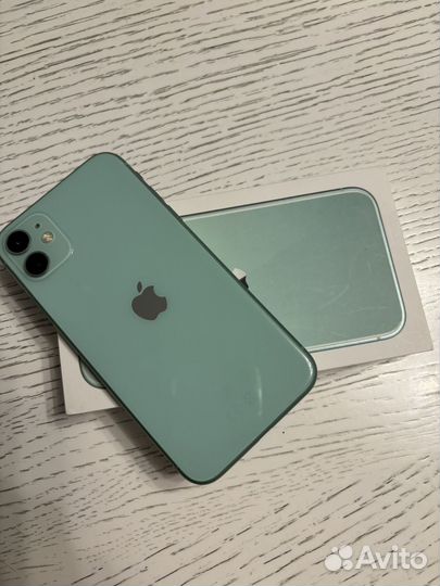 iPhone 11, 64 ГБ