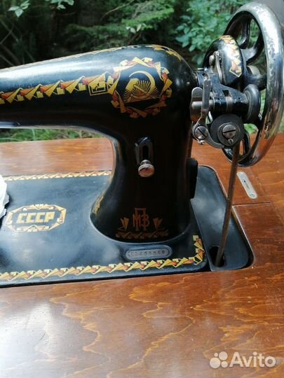 Швейная машинка