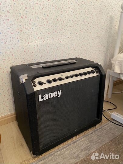 Ламповый комбоусилитель