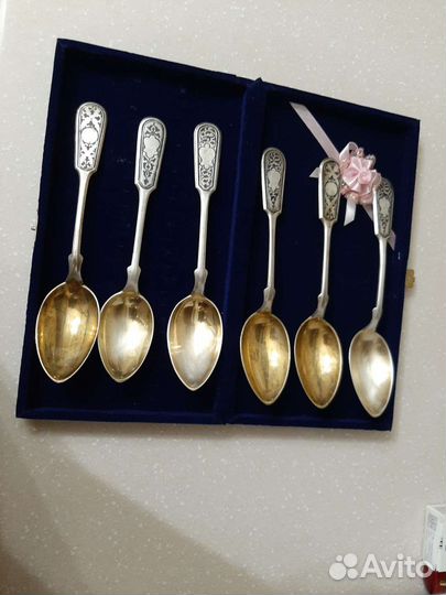 Серебряные столовые ложки