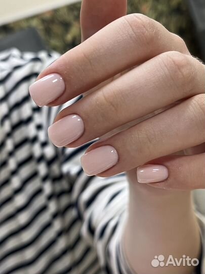 Маникюр, педикюр с покрытием гель лак