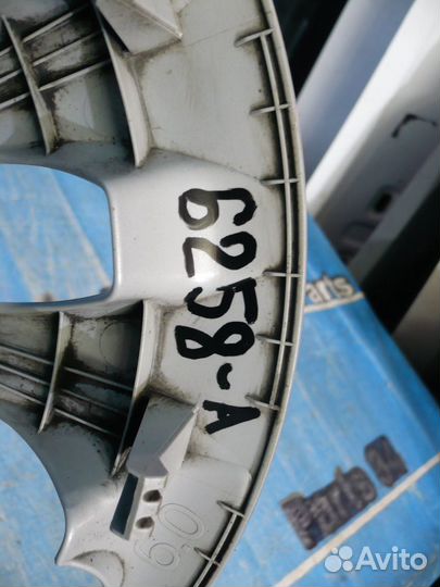 Kia Ceed Колпак колеса R15 б/у.оригинал