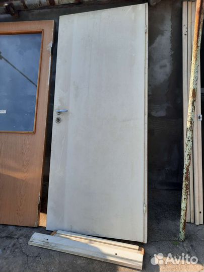 Двери деревянные