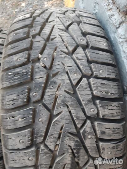 Nokian Tyres Nordman 7 215/60 R16