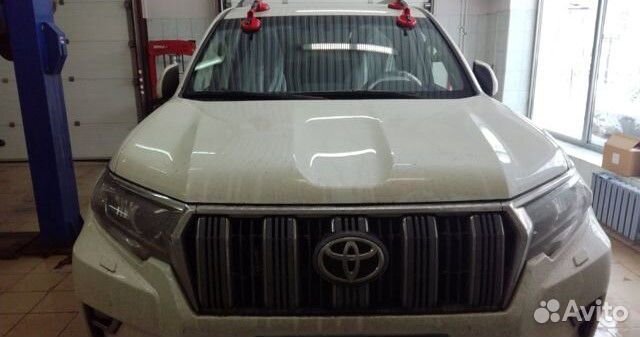 Лобовое стекло toyota landcruiser prado +молдинг