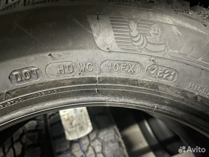 Michelin X-Ice North 4 205/55 R16 94T