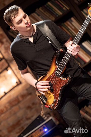 Обучение игре на акустической и бас-гитаре