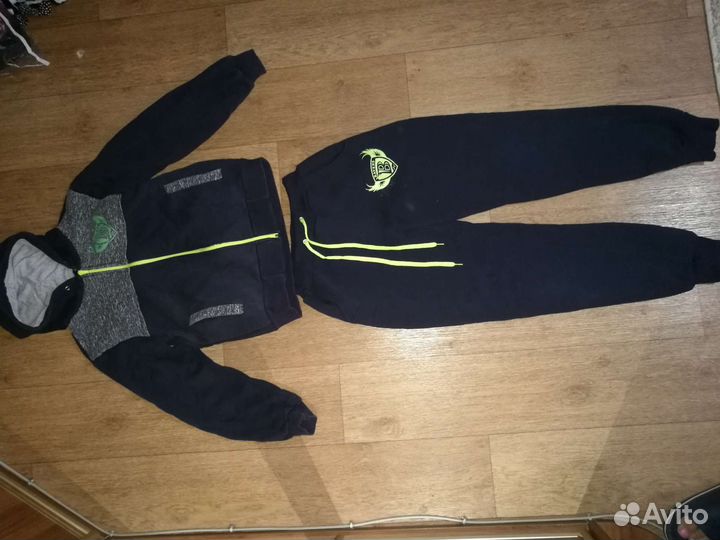 Спортивный костюм