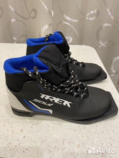 Лыжные ботинки