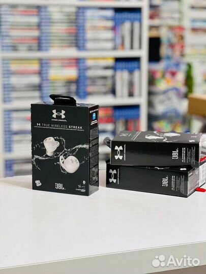 JBL Under Armour True Wireless Streak White