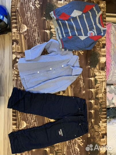 Костюм р.4 года на бирке