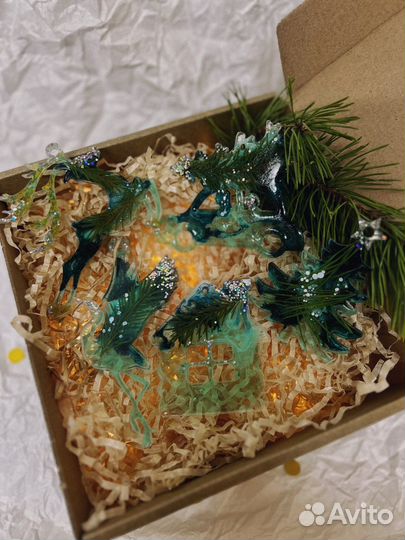 Набор елочных игрушек из эпоксидной смолы