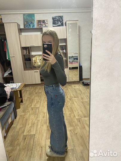 Джинсы женские широкие