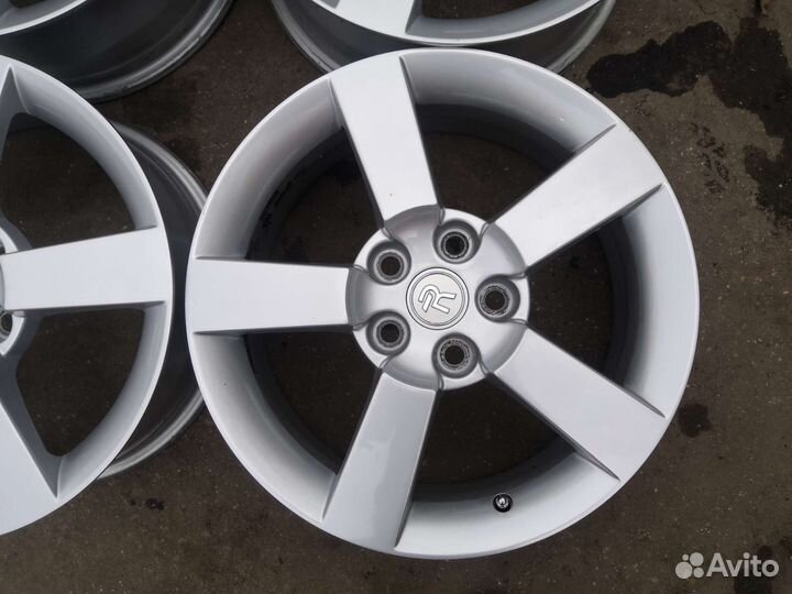 Диски R17 5х114.3 на Мазду Митсубиси Кия Хендай