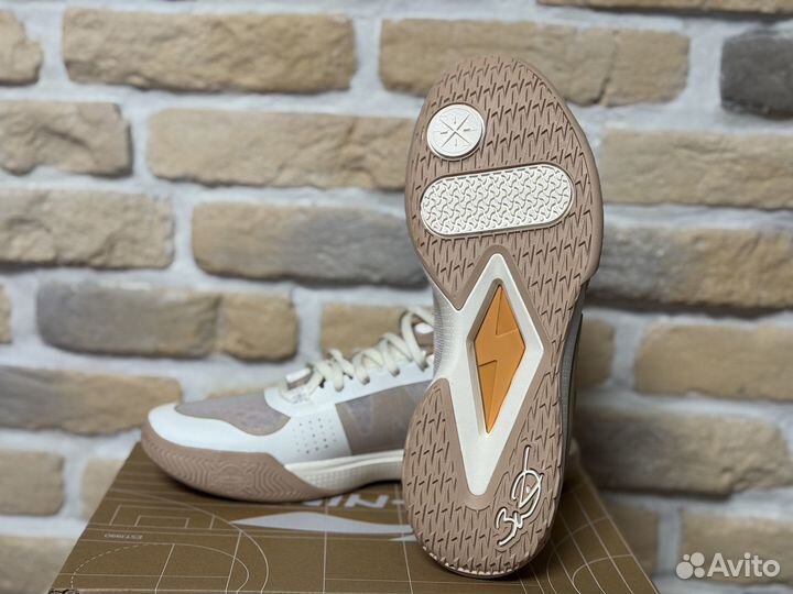 Баскетбольные кроссовки Li Ning Wade Flash