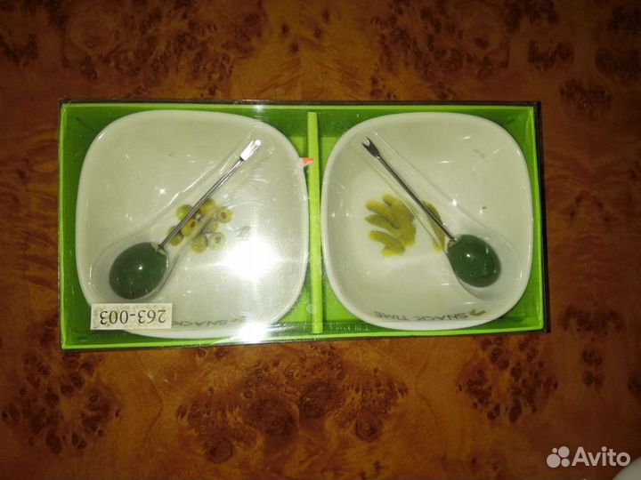 Набор новой посуды